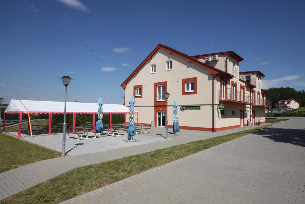 Mobilheimy U Prehrady Ξενοδοχείο Horní Dunajovice Εξωτερικό φωτογραφία